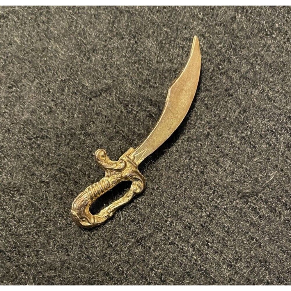 Georgian Style Scimitar Sword Dagger Bird Head Handle Gold Tone Pin Brooch 2.5”